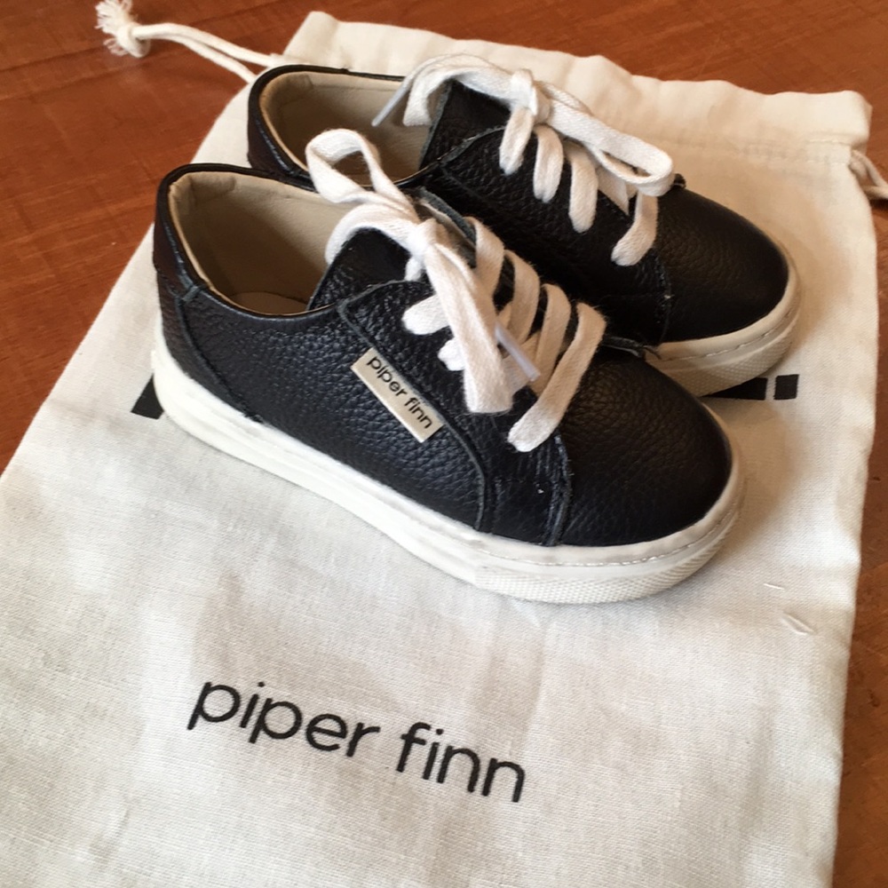 Piper Finn leather sneakers